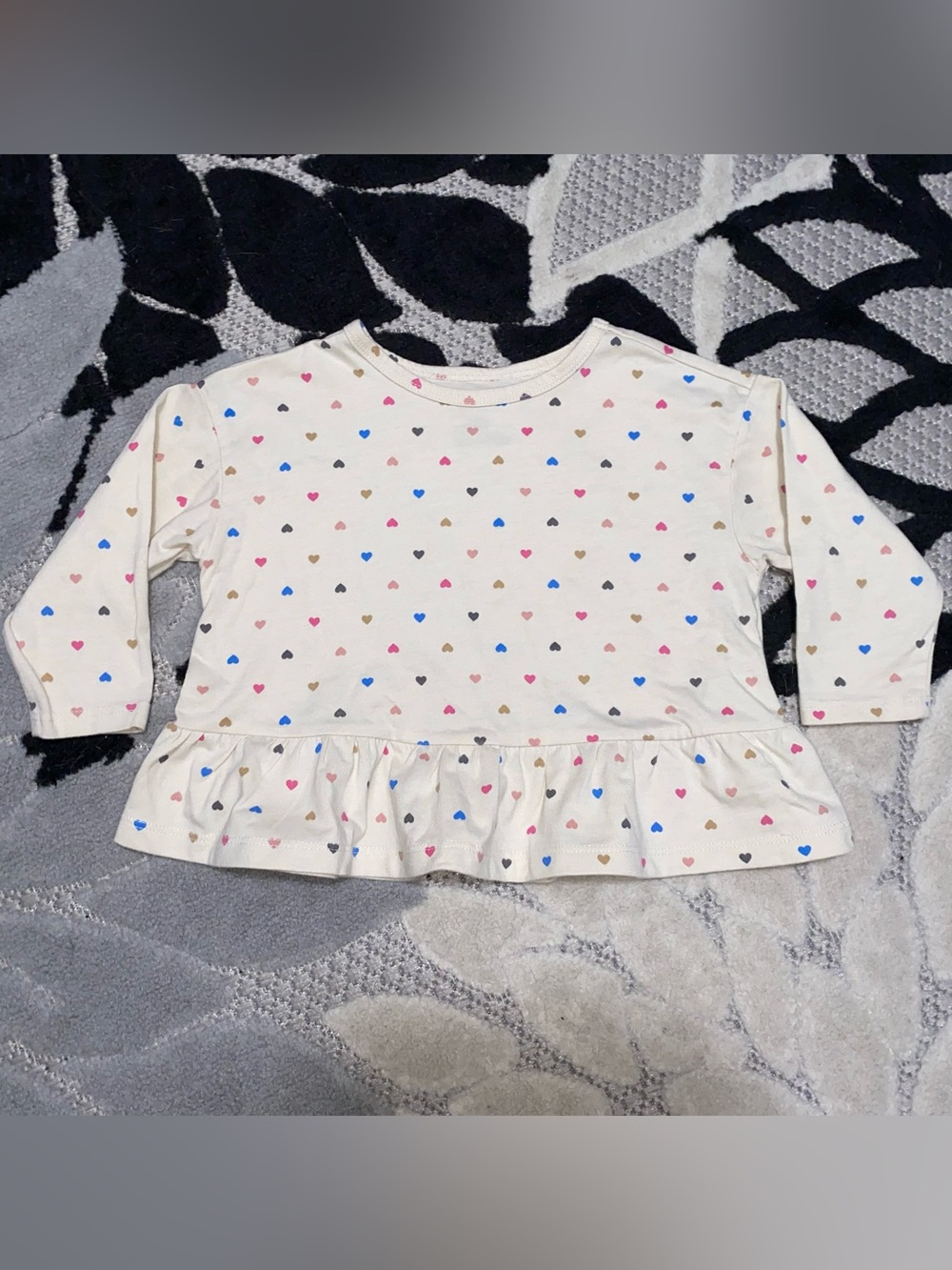 Carter’s Baby Girl Long-Sleeve Cream Heart Peplum Top 18 Months